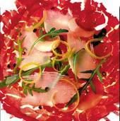 Carpaccio - De origine italiana, carpaccio consta din file de - Bucatarie Internationala